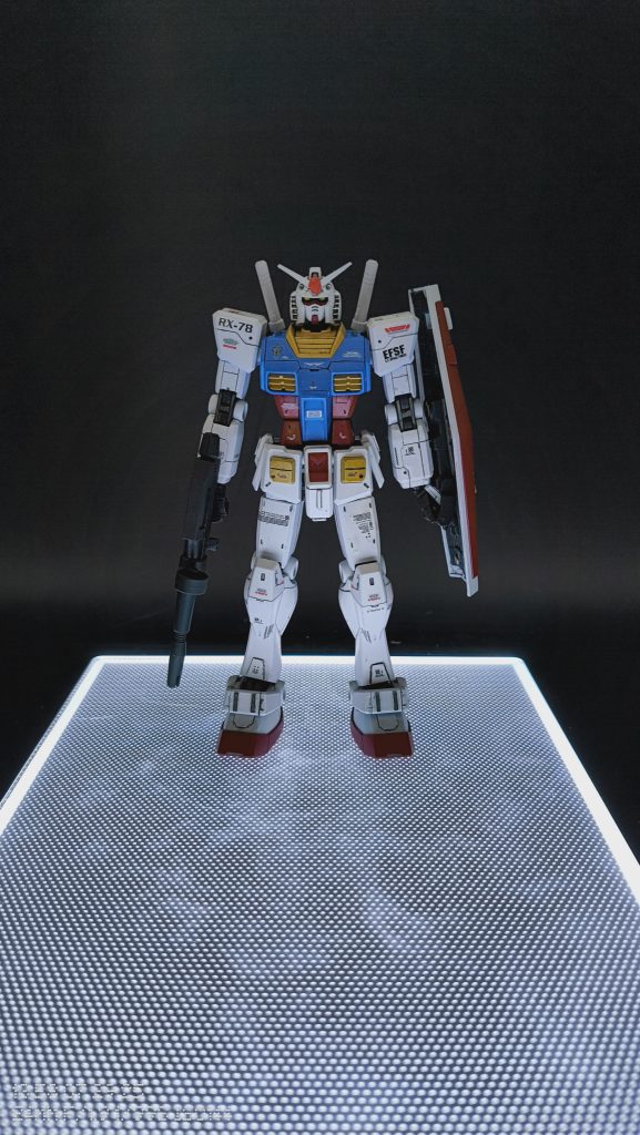 HGガンダム–3枚目/制作者：Arts