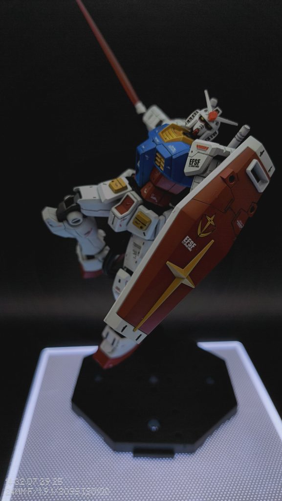 HGガンダム–4枚目/制作者：Arts