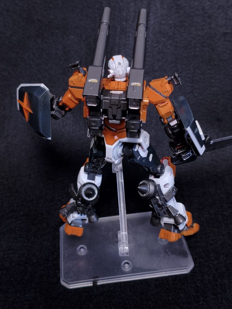 足元のスラスターはジンハイマニューバから。