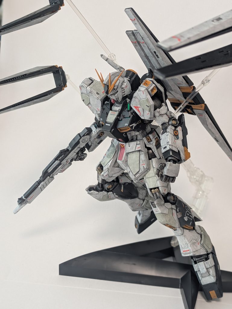 νGUNDAM 