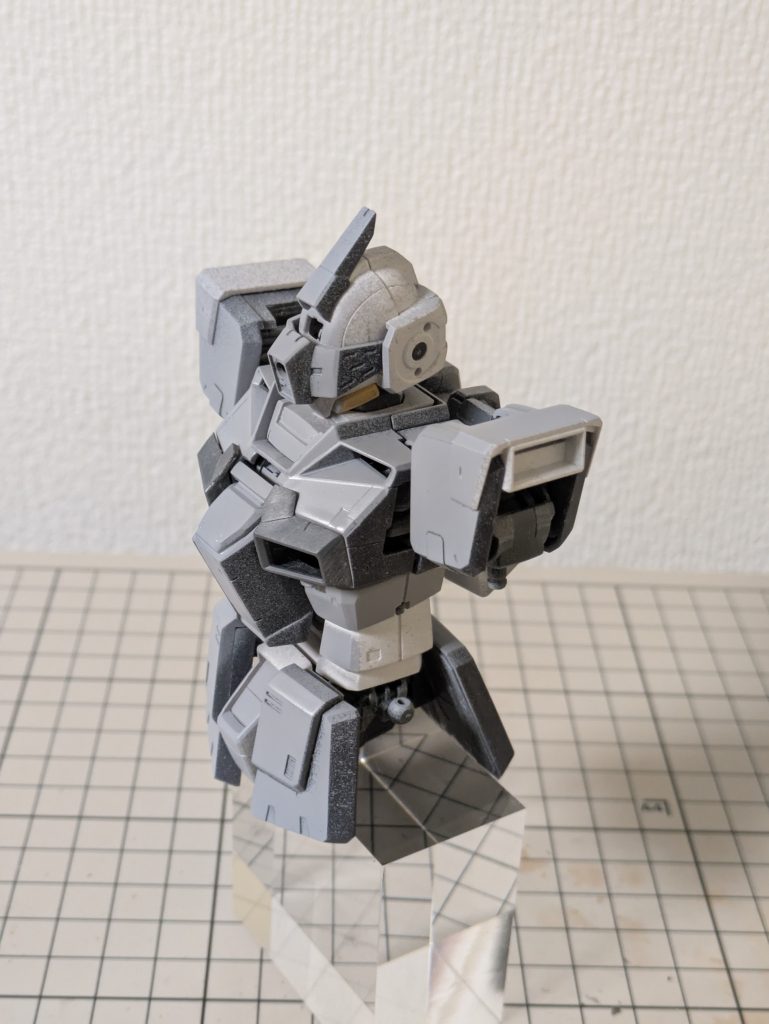 製作中は何度も組み直しを行いバランスを確認しました。