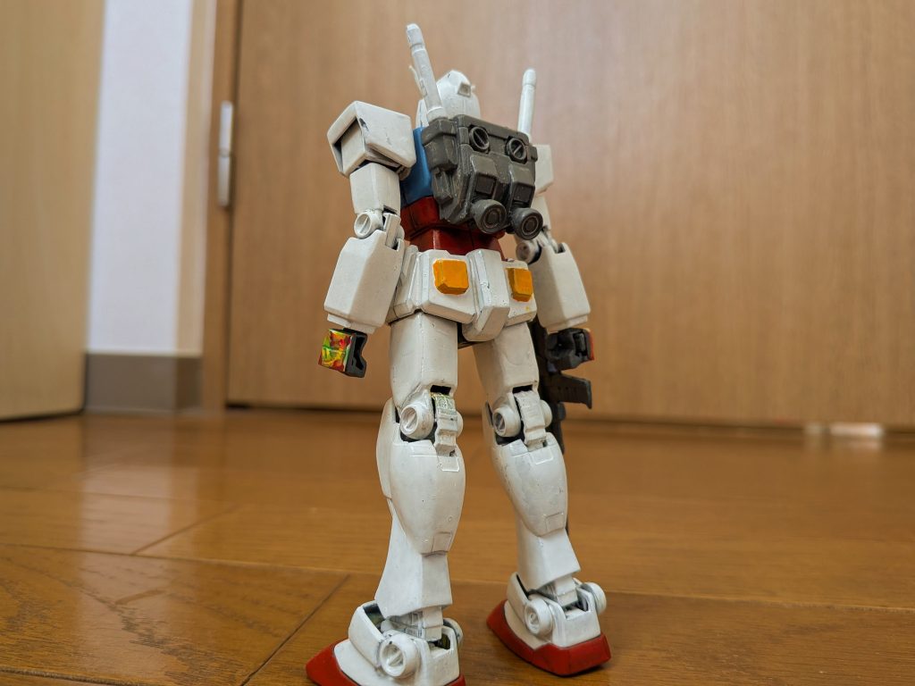 ガンダム–4枚目/制作者：No-mura