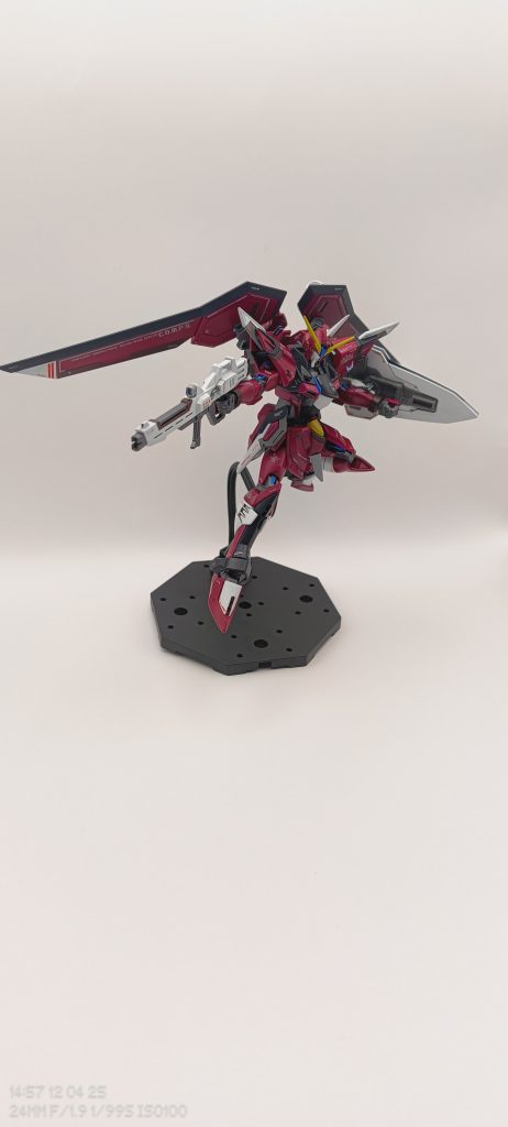 HGイモータルジャスティスガンダム–3枚目/制作者：Arts