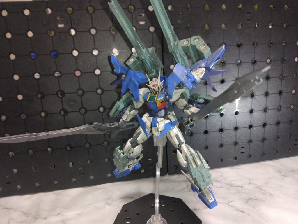 デスティニーとダブルオーのいいとこ取りのようなダブルオースカイですが、各所にそれぞれの期待の名残が見えます。