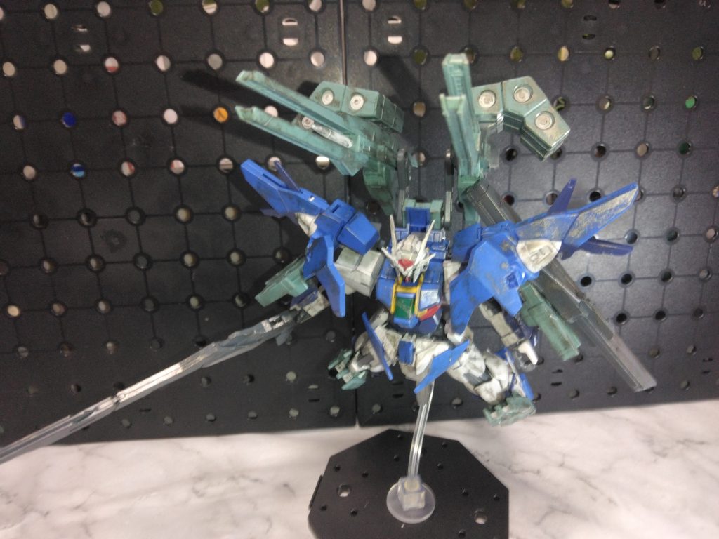 各所追加装備としてランサーミサイルやマルチミサイルを装備。使い切りの追加装備と言うのが、最終決戦仕様っぽいですね。ボスまで向かうのにエネルギー消費を抑えるにはうってつけな実弾装備。