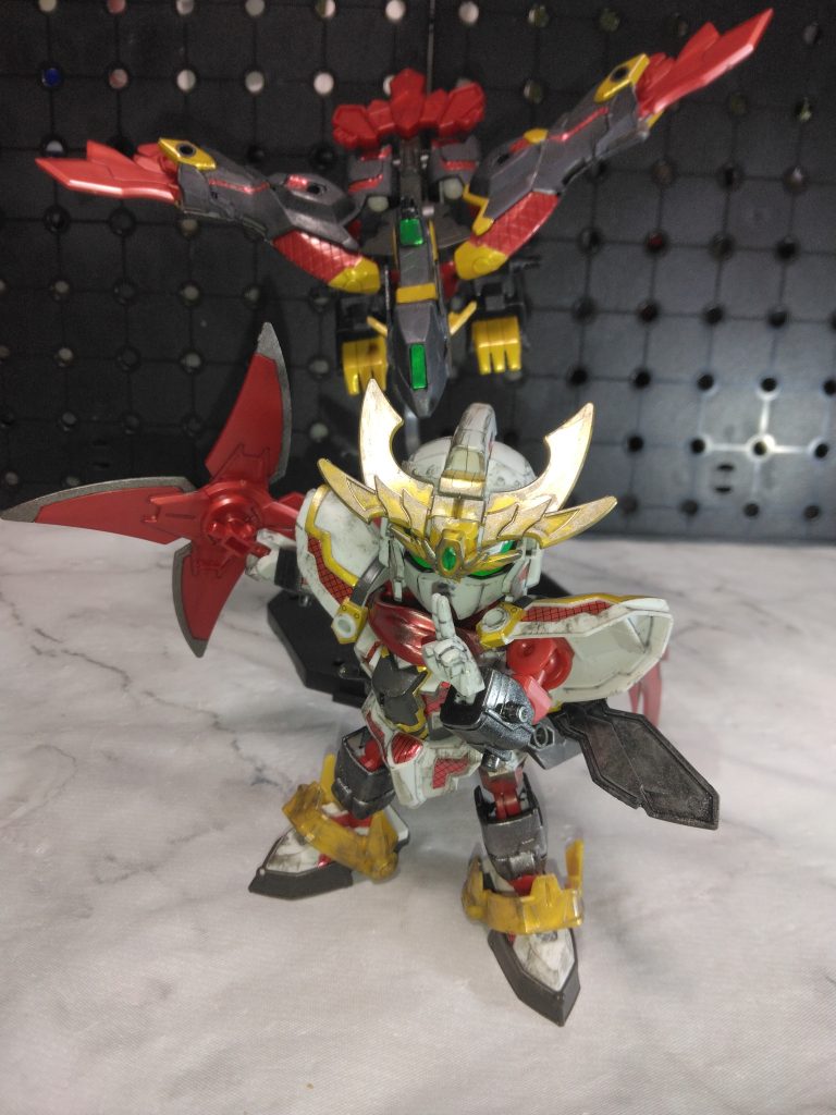 シノビ形態に戻って、某忍者漫画みたいな手裏剣。