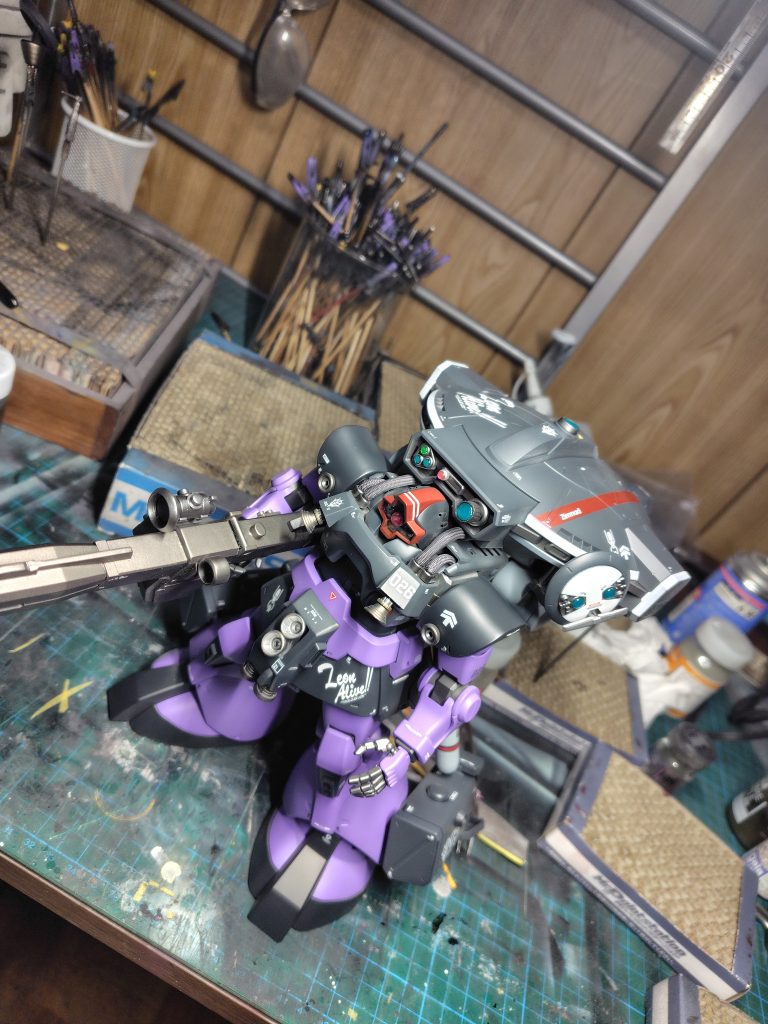 引きでちょい上から