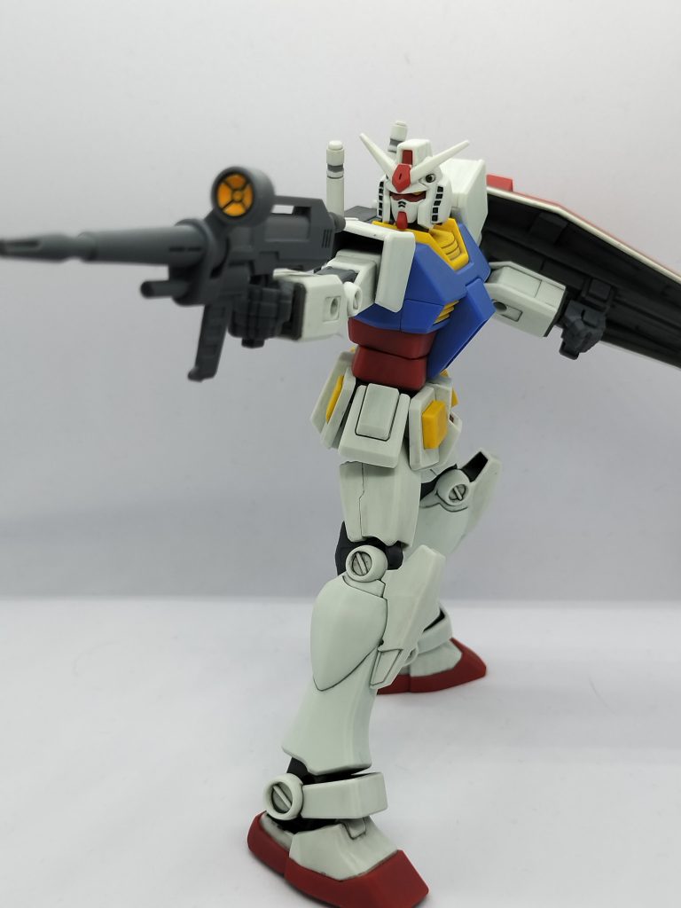 本体の工作はお尻の穴をランナータグで塞いでフンドシの左右を分割平面の目立つひけを平らに削ったくらいだったかな