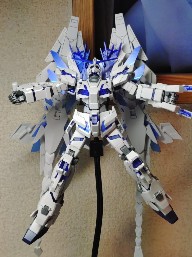 残念な部分を帳消しにしてしまうくらい、いい機体という事で「ユニコーンにハズレなし」でした。