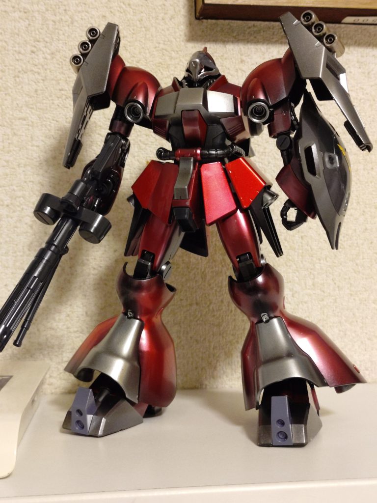 キャンディ塗装の練習。外装は黒立ちあげから、ゴールドとシルバーそれぞれ下地にしました。