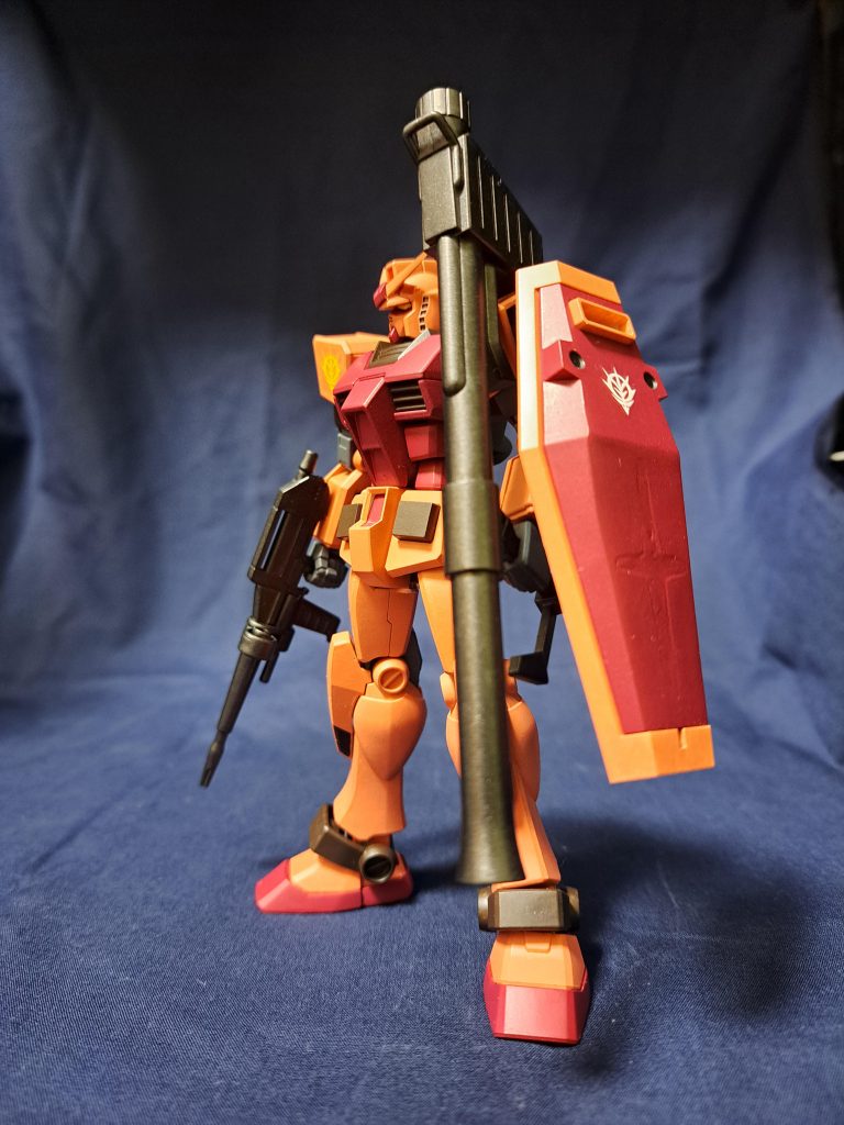 キャスバル専用ガンダム–3枚目/制作者：Roto