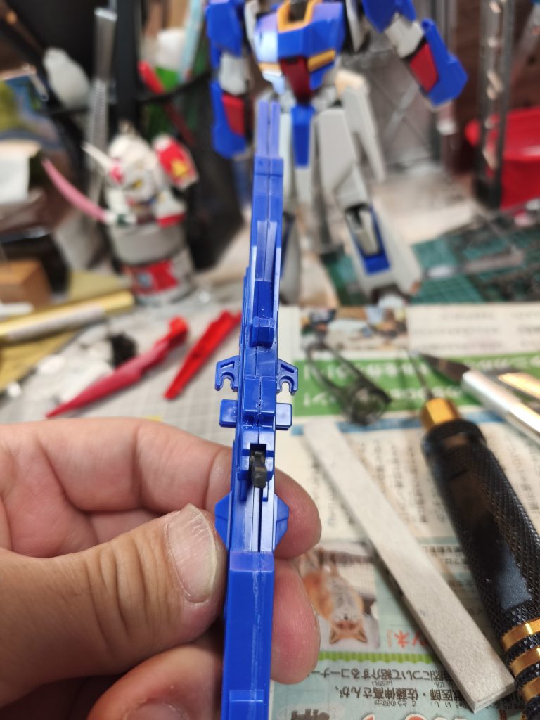 銃の合わせ目は、なるべくモールドにしたい