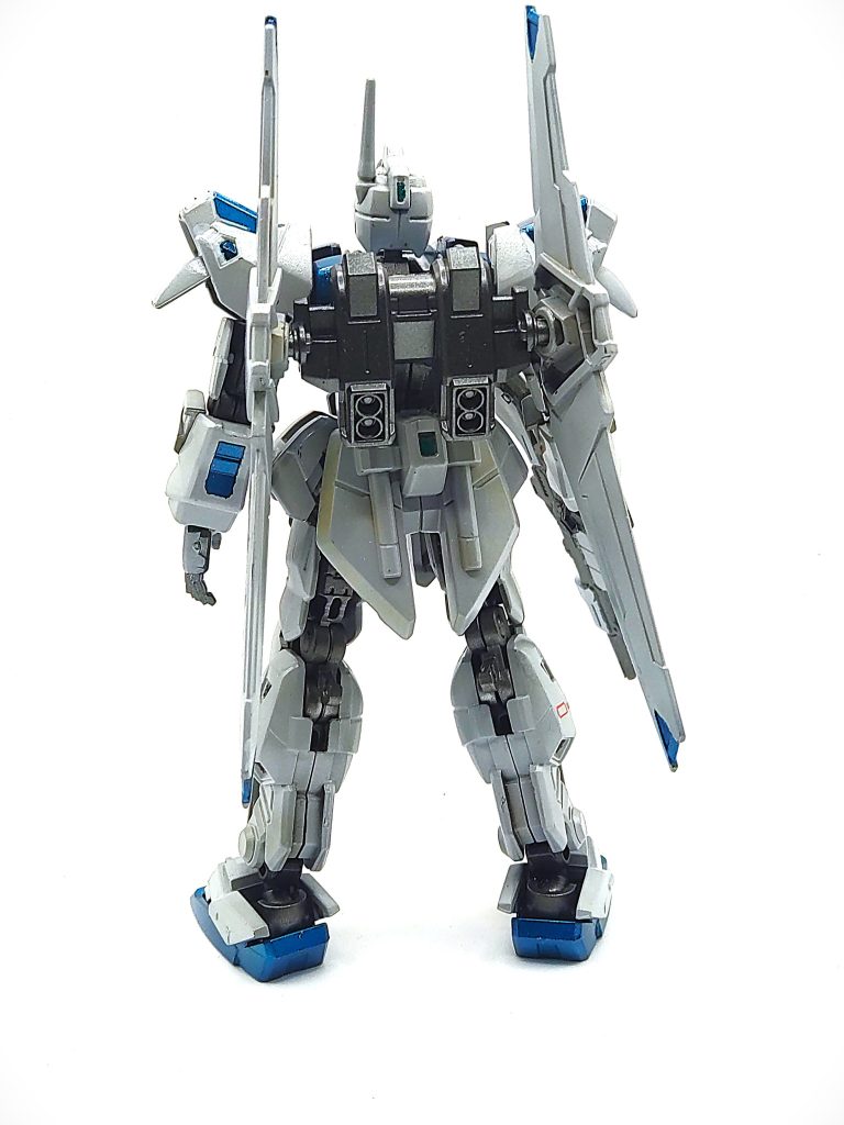 意外と後ろ姿もイケてる気がします。