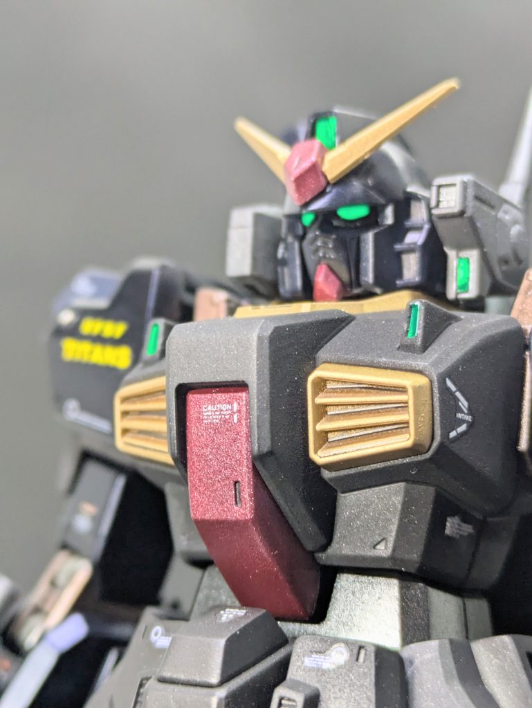 こちらはサムネ元ショット✨️ツインアイはもちろんビコ〜ん仕様で蛍光グリーンです👍️めっちゃキレイに光ります☺️