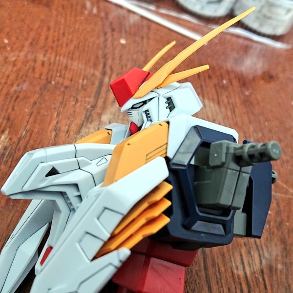 既出かもですが、実はTHE ORIGIN版のガンダムのフェイスって簡単にカトキ化することが出来るんだよってだけの話しです。これがミキシングやお手軽改造で出来るのし何よりカッコいい!他にもΞのゲーム版顔にHG νのフェイスを使う(HG Ξ 発売当時、もしかしたら私が発信源かもしれない改造?)や余ったジャンクで悪顔Gセルフにイメチェンetc…私、顔の改造だけはちょっと自信あるけど、保証しません!Hey You Hey You ! 顔を貸そうか~!♪ 改造するなら やってみるかい~♪フェイスシャッフル イメチェンになる~♪ある雨の日の~ 独り思いさぁ~♪何て長文駄文、失礼しました。是非試してみてくださいね~ ノシ(3枚目)