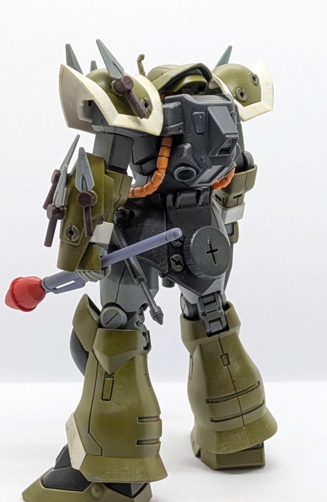 もちろん予備マガジンも携行！ヒート・ダートは残党事情を反映🤣