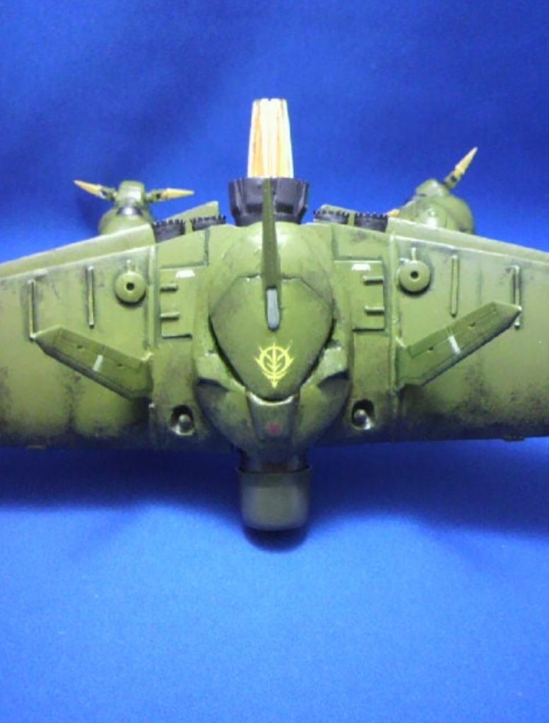 その時に旧キットビグ・ザムがなかったので色々なジャンクからツギハギしました