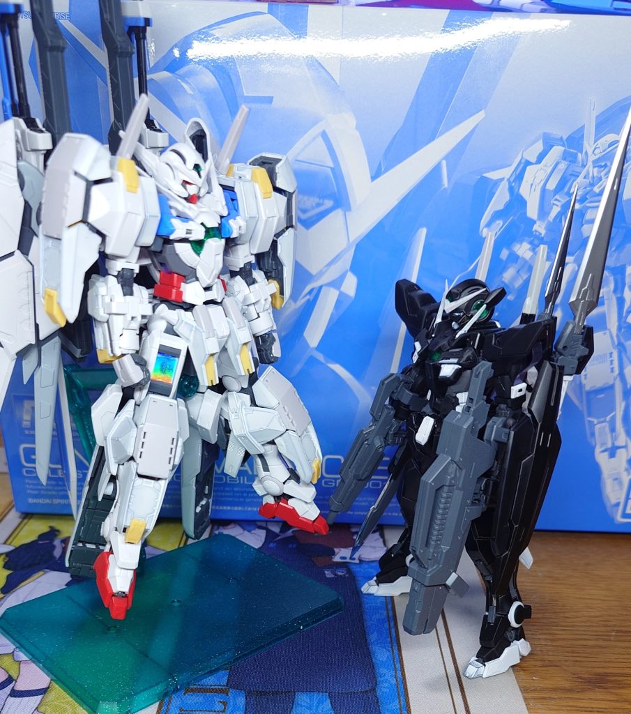 白のアストレアとの対比ですどっちも隠れる気がなさすぎる機体ですね(笑)なんか色の順がユニコーンになってきてるような……気にしないでおこう