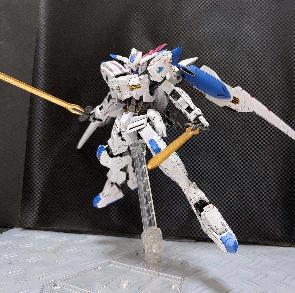 ガンダムバエル–4枚目/制作者：@Ymarl1