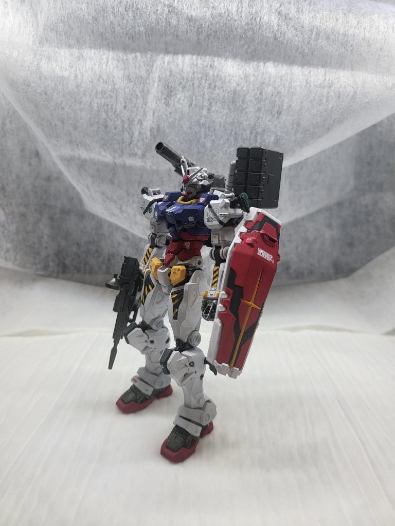 白いガンダム改–2枚目/制作者：気の向くまま