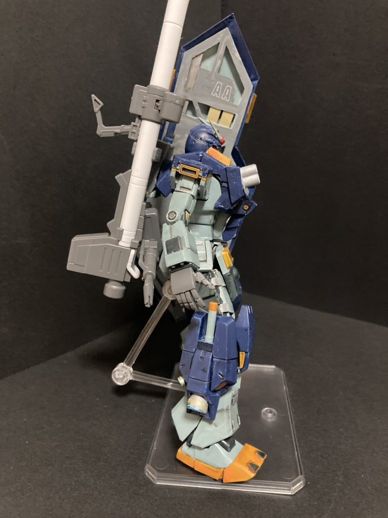 サーベルを使用する際は取りやすくするような構造になっているんですね〜😁。いいぞ。