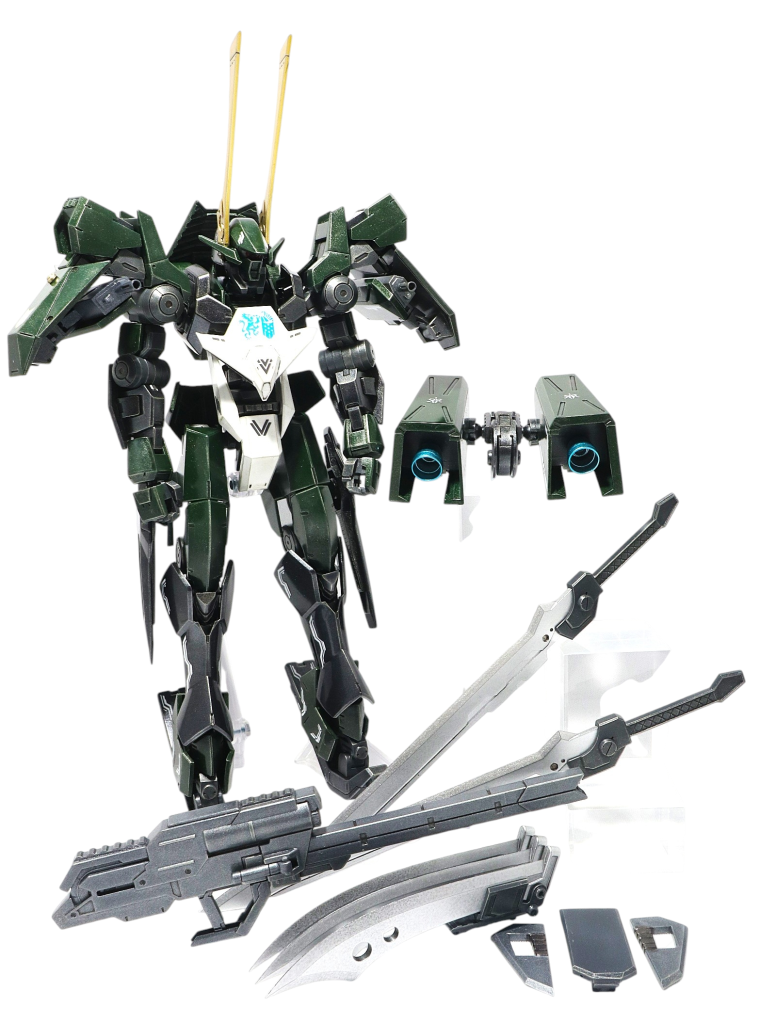 スタティックディスプレイ。機体腰部後ろには大型のブースター、武装は、大型のツインブレード、右前腕に装着する3連クロー、ナイフｘ２を配した左前腕に装備するバックラーシールド、大型レールガン、組み合いや鍔迫り合い等の極近接で使用する電磁ナイフを内蔵したツインホーン(ヘルムヴィーゲリンカーの装備を改修)、両肩アーマー裏に設置した５０㎜機関砲。