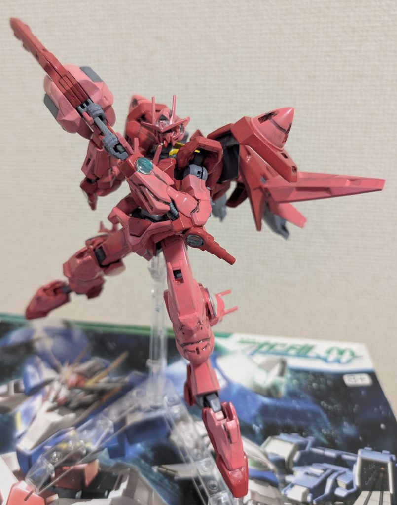 先日、再販されてたシュバルゼッテの物をリペイント。(脳内設定で)後に作られる「ヴェパル(鉄血版シュバルゼッテ)」の武器の雛形になります。なお、この武器群により、原作同様「7ソード」が揃いました♪♪