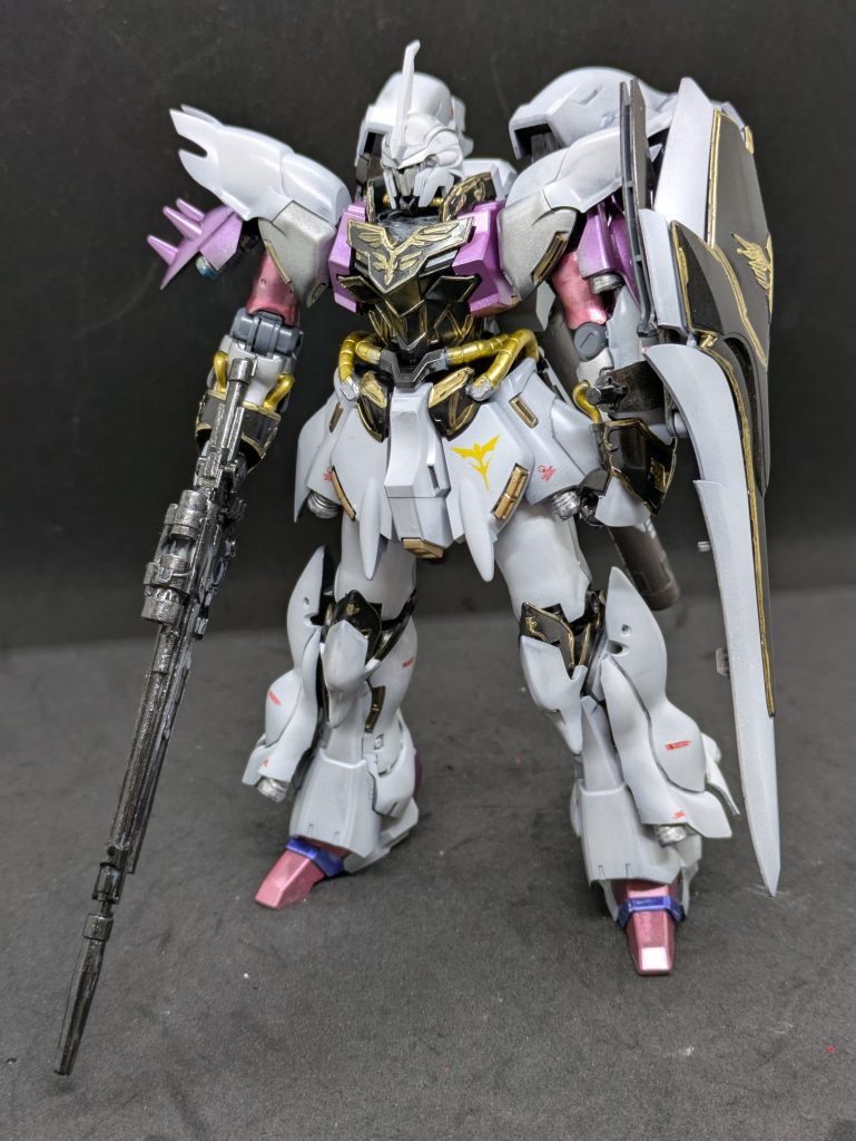 【機体選定理由その1】ハマーン様専用機体として皆様が思い浮かべるのは、下記4機ではないでしょうか?①キュベレイ(代名詞であるため有名過ぎる。自分の過去作で投稿済)②ガザC(劇場版で登場。これも有名過ぎる)③R・ジャジャ(ハマーン様のキュベレイの後継機としては物足りない)④リックドム(この設定を私があまり知らない)思い浮かんでしまったため、廃案としました。