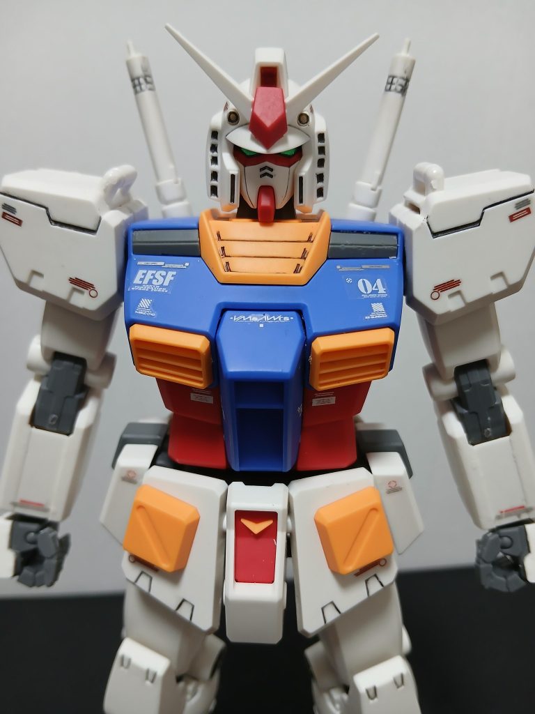 胸の04番とあるガンダムのステッカーを仕様しましたわかってもらえたら幸いです😌&nbsp;