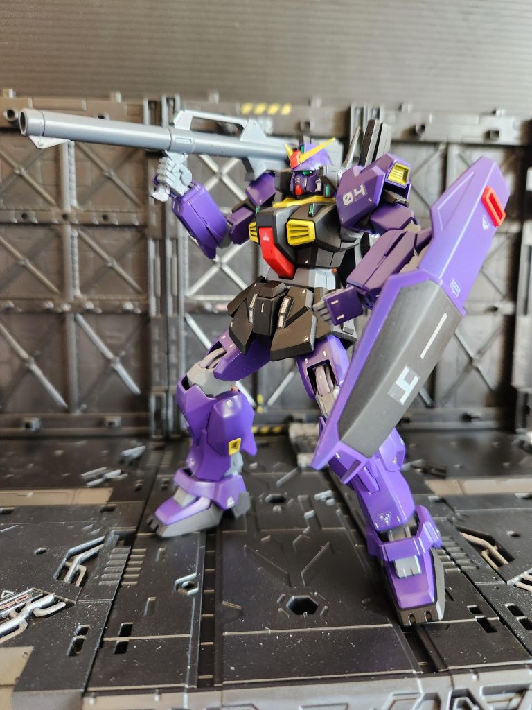 100投稿目はRGのサザビーと決めていたのにすっかり忘れて、過ぎてました。またいずれ。