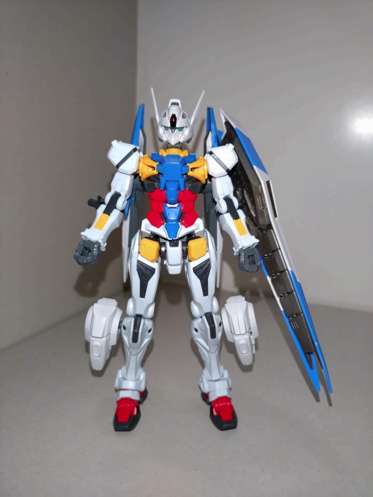 【概要】RX-78R2(GQ) GアッチェレランドPoppin'partyのギター担当・花園たえが、ギャン(https://gumpla.jp/hg/2027202)に続いて制作したガンプラで、宇宙世紀の機体ながらもアナザー要素が組み込まれた。音楽用語で「だんだん速く」を意味する(元々はイタリア語)その機体愛称のごとく、ジークアクス版の高機動型ガンダムを目指して制作したという。