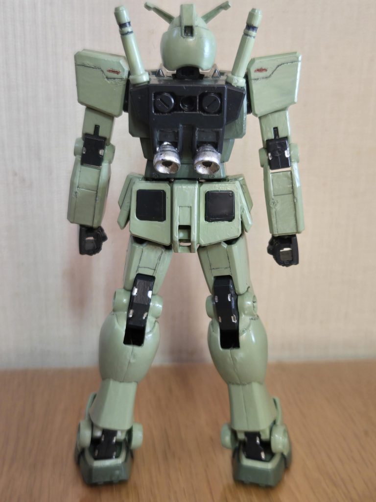 リアビュー。やはり、ガンプラは自由ですね！