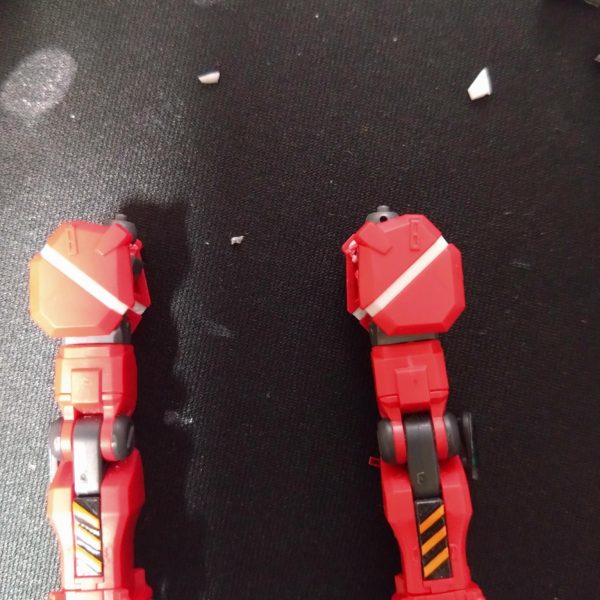 νガンダムの腕の閃き