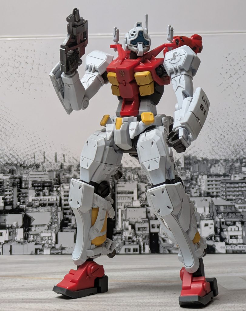 gMS-01はGP計画の際に本命として設計されたgMS-Xを基に生産性を上げるためジムと同様にダウングレードされてはいるものの空間戦闘、重力下戦闘共に調整無しで行え、なおかつ機体出力、機動性は後のジェガンに匹敵するという高性能であり地球の10年先を行くと言われたジオンのMS開発技術を証明する物だった。これは戦中に粗製乱造とも言える程乱雑化したジムシリーズの統一に苦心している国連軍にとって衝撃的であり、この機体を推す声も少なくなかったが、時同じくして勃発したデラーズ紛争の余波でジオン系であるジオニックチームの活動が一時凍結された事で開発計画は中断。再開は第二次ネオ・ジオン抗争直前まで待たなければならなかった。