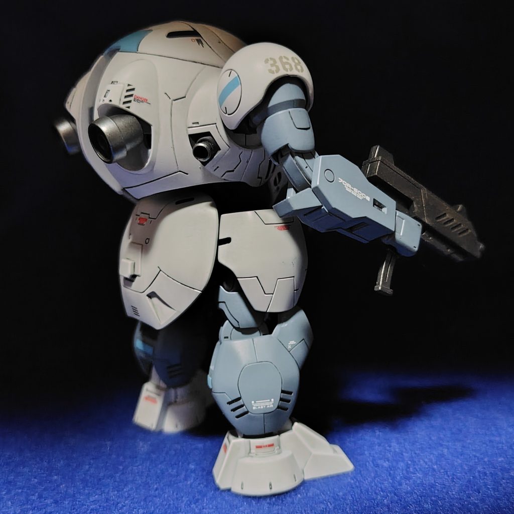 うーん短足で白いスニーカーを履いてるみたいになってしまった😅色間違えたか？