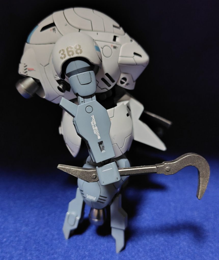 バールの様な武器が鉄血っぽい