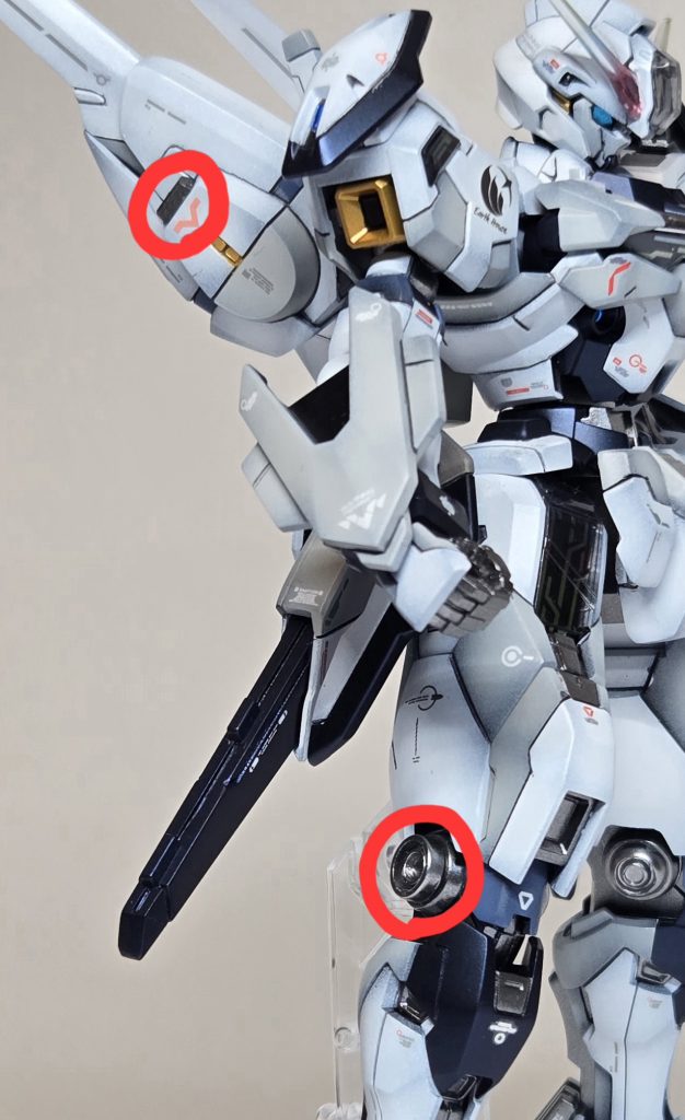 なんとなくさみしかったこの2か所にKOTOBUKIYAのダクトノズル、丸モールドを追加してみました。