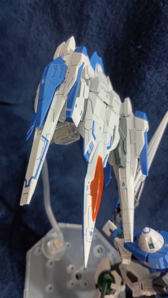 ドッキング後にほとんど見えないのがもったいない格好良さのオーライザー。