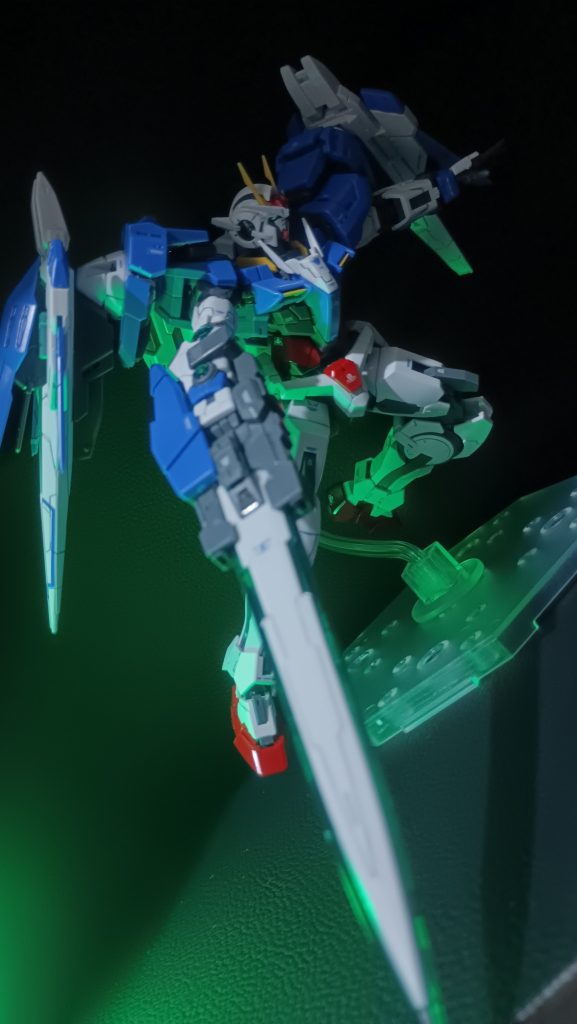 お気に入りの機体なので、かっこよく残してあげたくて再投稿させていただきました(gundam-kao6)撮影ノウハウやアイテムなど、ご教授いただけますと、幸いです。オススメの投稿など、あれば是非ご教授ください。ご覧いただき、ありがとうございました(zaku-kao2)