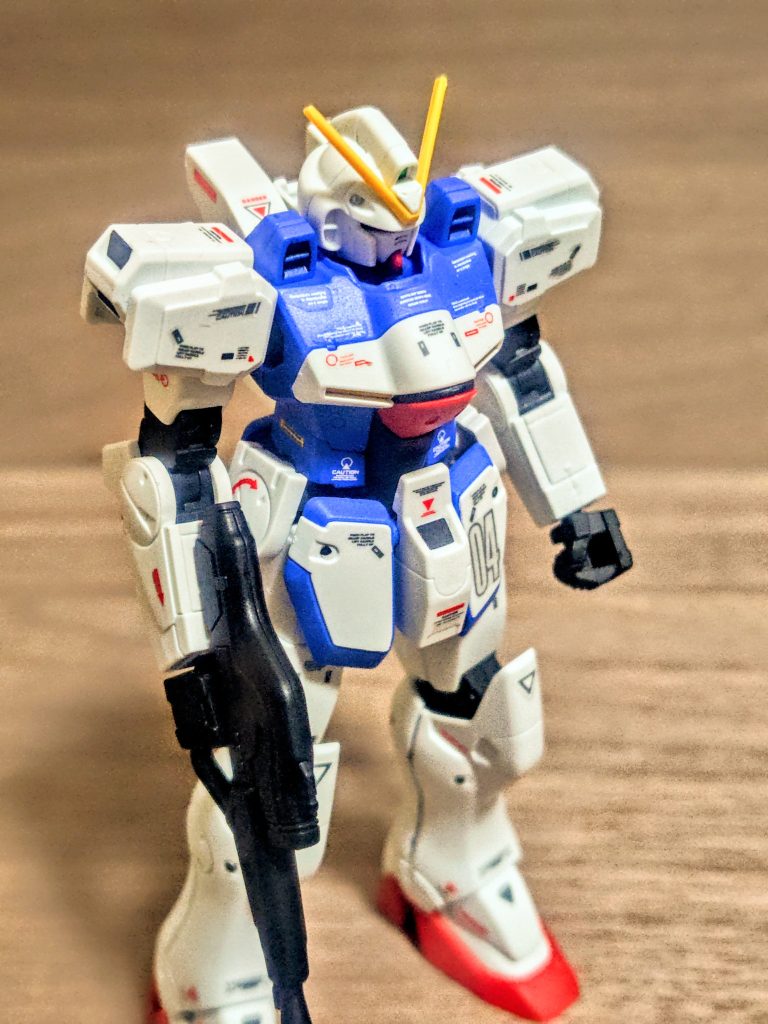 懐かしくて懐かしくて、思わずニヤついてしまったので、このモデルはお気に入り決定です。あと何体作ることになるのか。順番待ちですが、これはやはり良いものです。コバルトブルーで塗ったのが良かったのか、私の中で物凄く頑張ったかのような仕上がりに見えます。「青と黒しか塗ってないのに」これだからお手軽フィニッシュはやめられませんねぇ。違います、いつか全塗装でもう1つ作り直します。