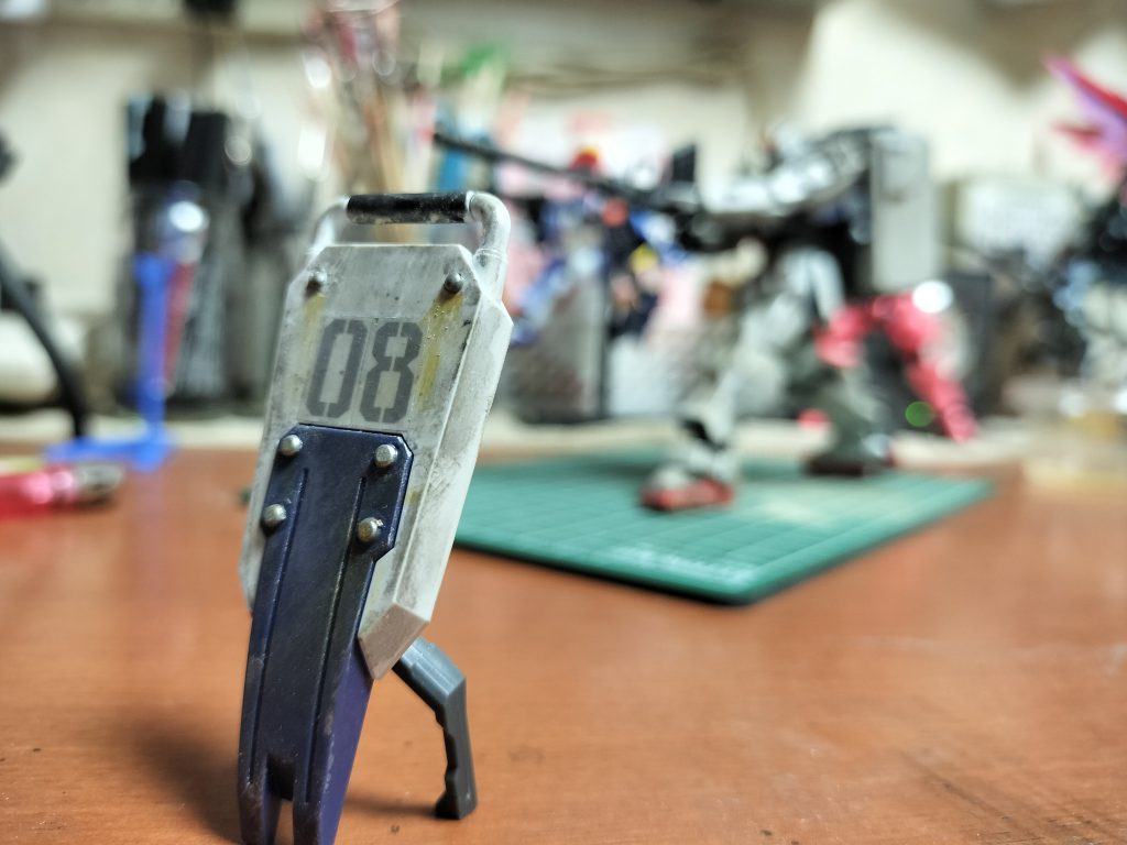 輝き撃ち(OP再現)です。(机の上が汚いのは許してください)