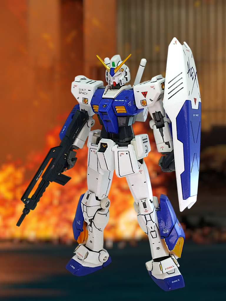 皆様の素晴らしい作例を拝見しておりますが、私には複雑な工作テクニックも、時間もないので、ベースを変えるという選択をしましたまぁ「それっぽい」だけでアレックスとの相違点はたくさんあるんですけどね(gundam-kao5)