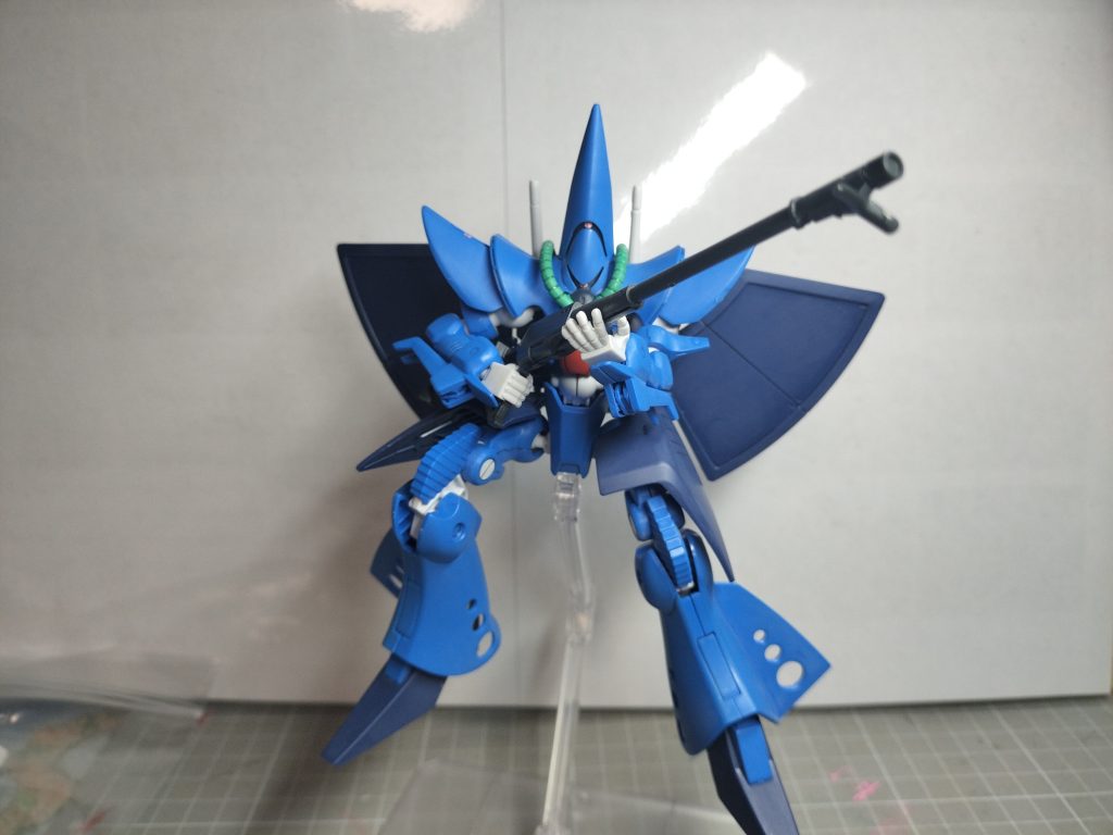 フェダーインライフルを持たせてみます持たせるのが難しい…