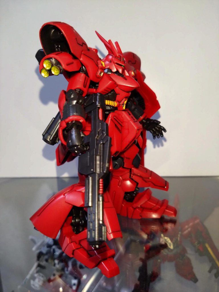 水性ホビーカラーはオレンジイエロー、ティターンズブルー1、赤鉄色、黒鉄色、クリアーグリーン等を使用しました。