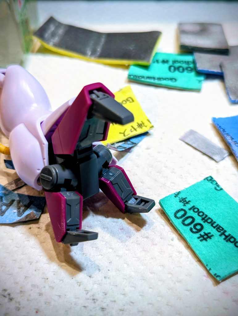 作品名：【親衛隊編入試験①】禁呪、ふたたびw<p>ハマーン様親衛隊、追加編入試験用 作成して参ります(｀･ω･´)ゞ 黙々とヤスリ掛け400〜1,000番 ひさびさに磨いております(ΦωΦ)✨ ハマーン様がお乗りになる機体、、、それは当然に 優雅で美しくあらねばならない [&hellip;]</p>
