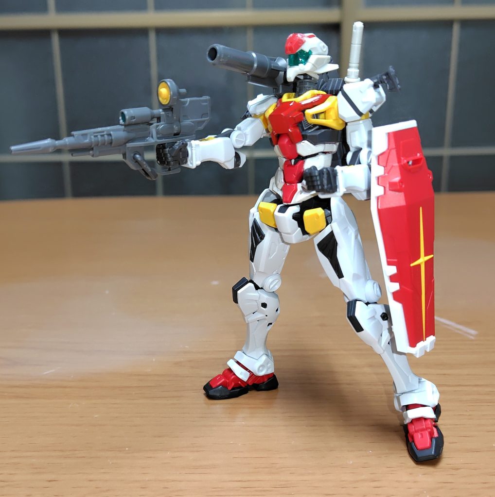 バックパックを軽キャノンの物に替えてのジムキャノン形態。軽キャノンとの互換性やパーツ交換による共食い整備も可能な点も本機の評判の良さがある。