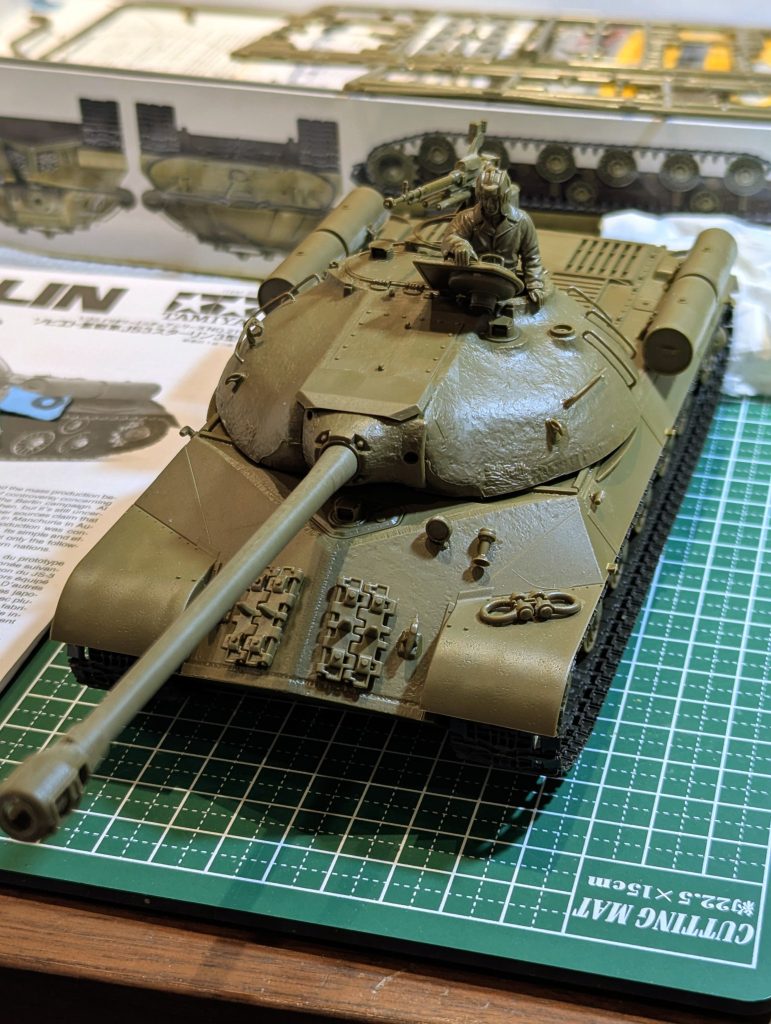 作品名：積みプラ補完計画①鏡餅みたいな戦車<p>ガザC、ちょっとミスってしまい 薄め液ドブ漬けリセット(；´∀｀)💫 小パーツに軽微な亀裂はありましたが補修、下地ブラック⇒シルバー⇒水性トップコートまでやり直して乾燥中。。 先週と同様、この空いたいい時間帯に NHK・ [&hellip;]</p>
