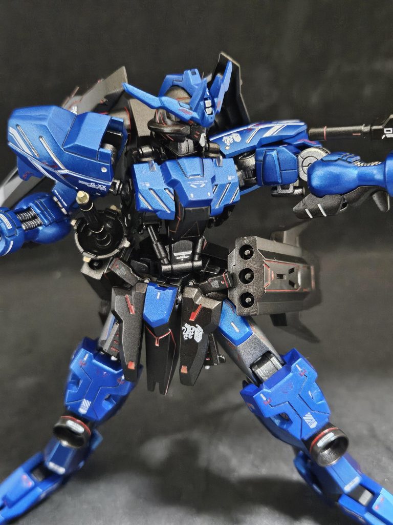 ハンドガンをフロントスカートの裏にマグネット装着出来るように加工したのが推しポイントです！