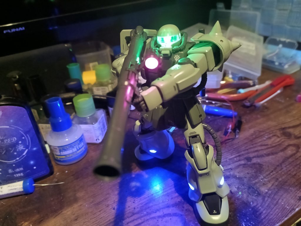MG ザクIIF2 LED組込み–9枚目/制作者：福田　義康