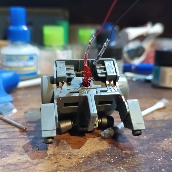 今作の最大のハイライト、バックパックの組込み完了です‼️👍（7枚目）